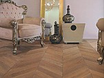 dubová kartáčovaná podlaha Lisca di Conte, povrchová úprava olej, rybinový vzor